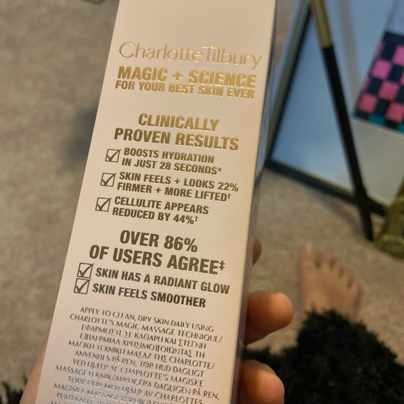 Charlotte the Tilbury Magic body cream - Picture 11 of 16